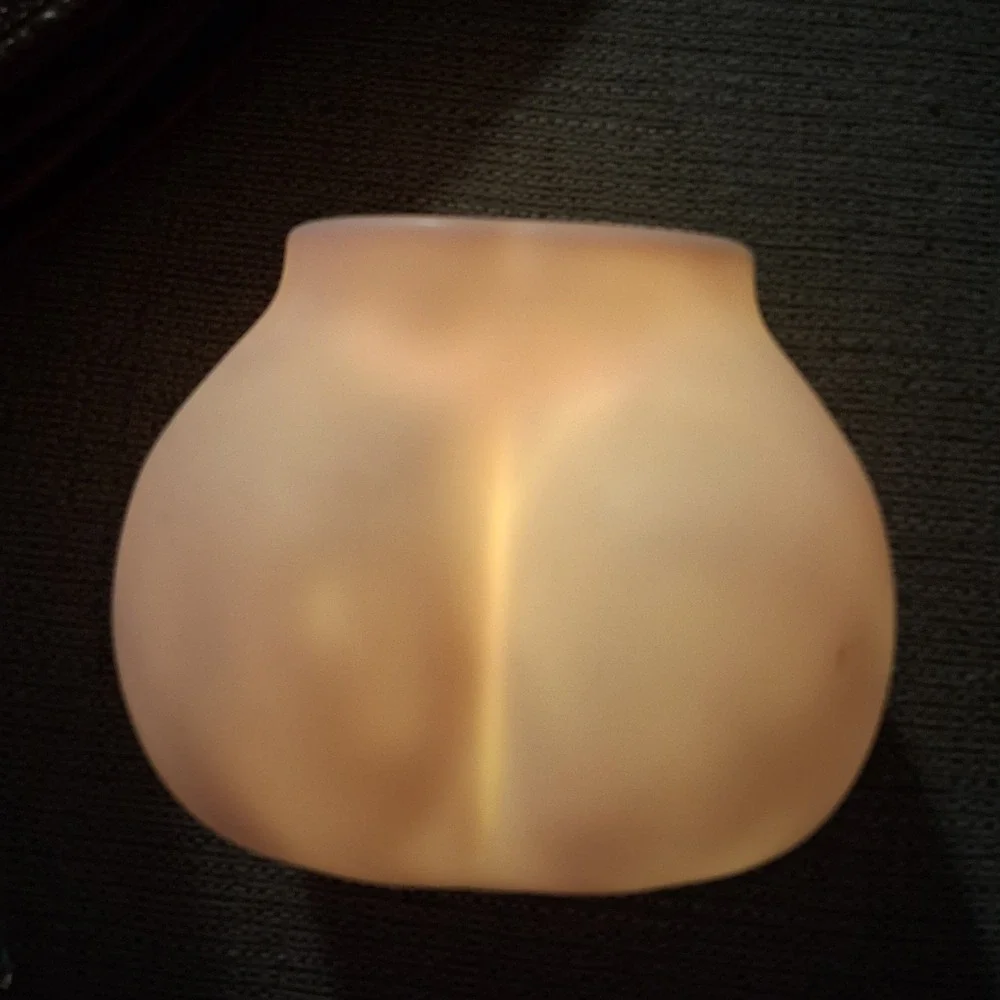 Novelty Oddity Butt Lamp Color-Changing‎ Spencer's Gifts